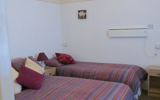 The Alondra Hotel