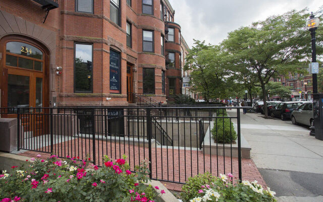 Oakwood 234 Newbury Street