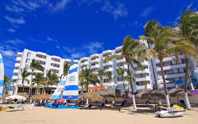 Pacific Palace