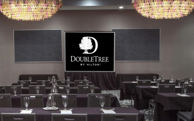 DoubleTree by Hilton Hotel Jacksonville Airport