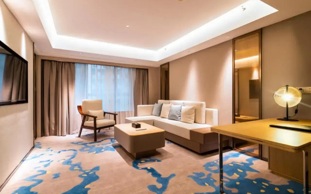 Landmark International Hotel