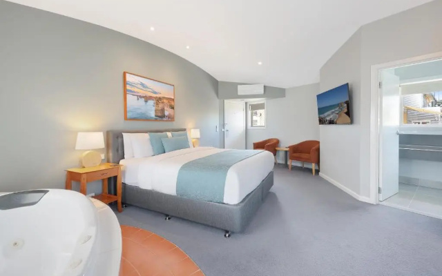 Waves Luxury Suites
