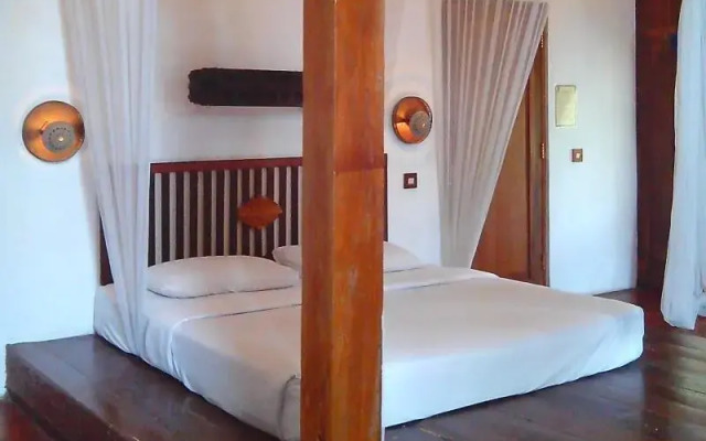 Sapulidi Cafe, Resort & Gallery