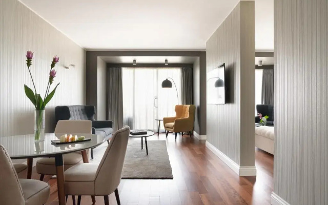The Nicolaus Hotel