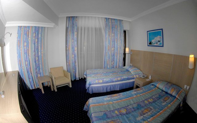Ozkaymak Incekum Hotel