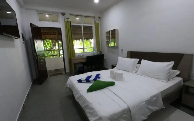 Ariston Dhangethi Inn