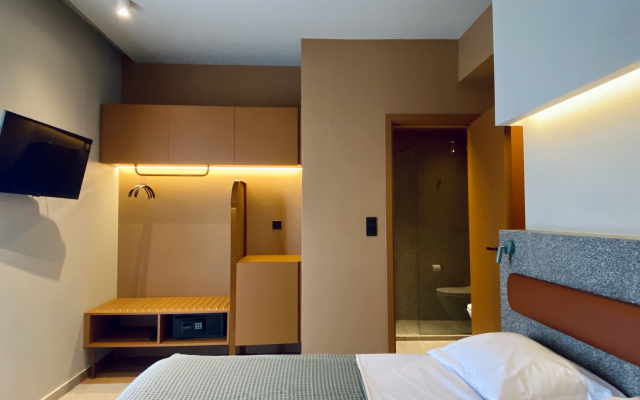 Evripides Hotel