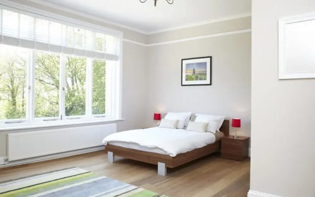 Hermitage Country House - Guest House