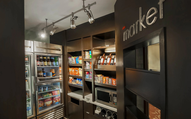 Courtyard by Marriott Tampa Brandon