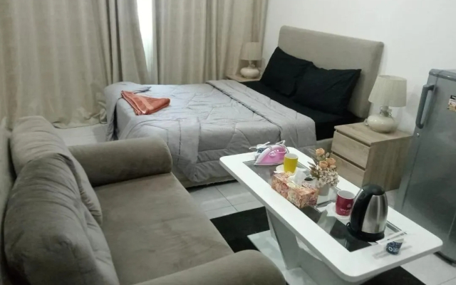 Abu Dhabi Centre - Unique Room