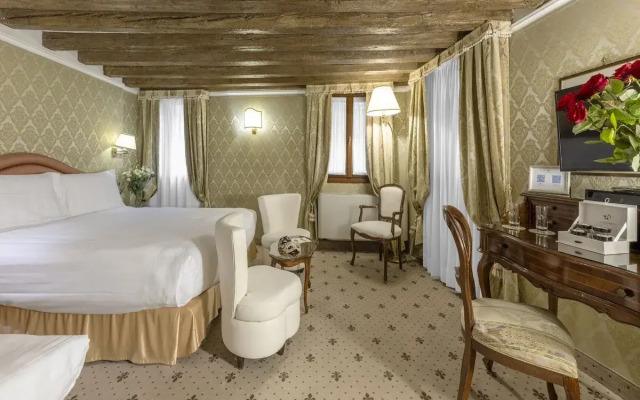 Colombina Hotel