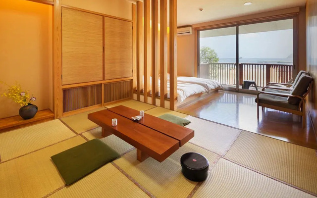 Ryokan pebble Takashima