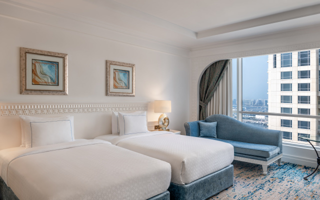 Al Habtoor Grand Resort, Autograph Collection®