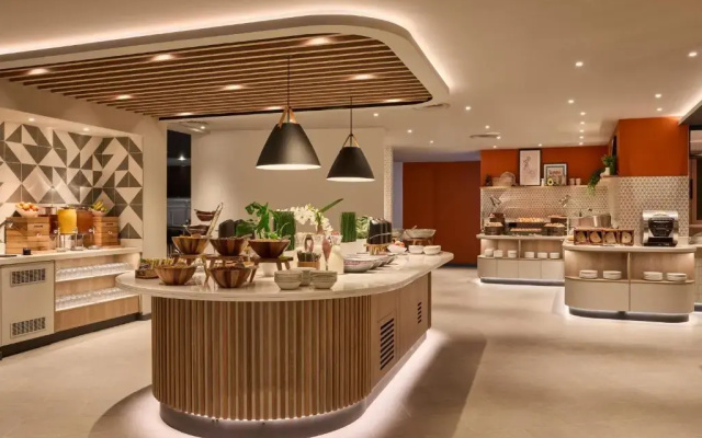 Holiday Inn London-Bloomsbury  by IHG