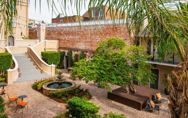 Hotel de la Poste – French Quarter, A Renaissance Hotel