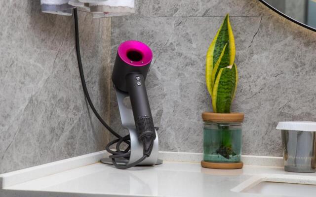 UrCove by HYATT Nanjing South Railway Station