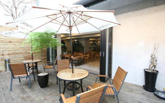 东大门伊芙琳酒店(The Evelyn Hotel Dongdaemun)