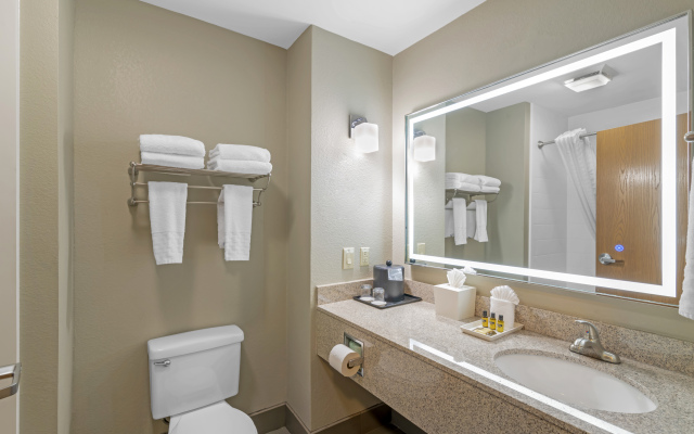 Best Western Plus Denton Inn & Suites