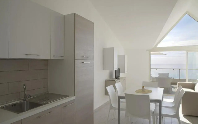 Airone Residence