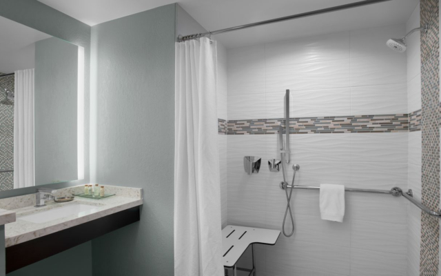 Renaissance Indianapolis North Hotel