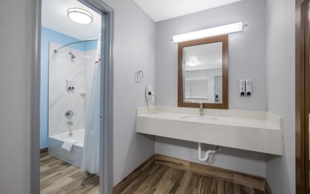 Hometowne Studios Orange, Tx