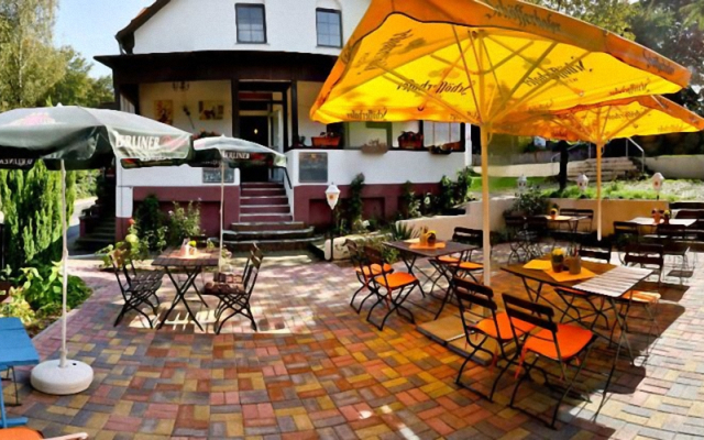 Restaurant & Pension Bellevue