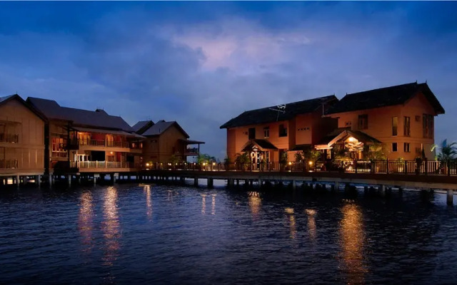 Kampung Air (Water Chalet) at Bukit Merah