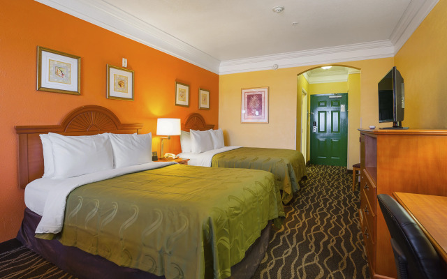 Quality Inn & Suites Galveston - Beachfront