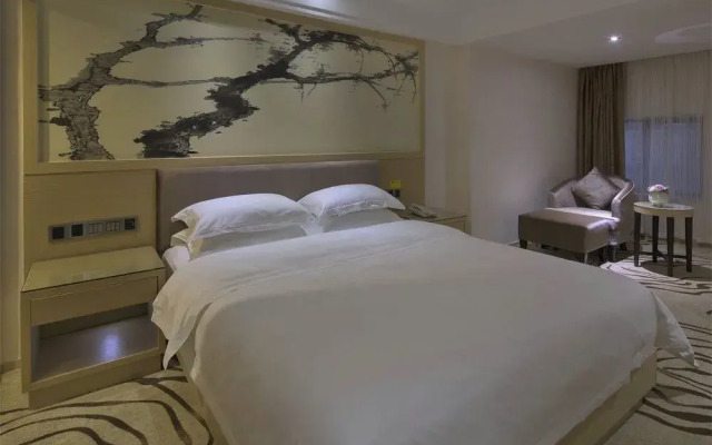 XingHe Business Hotel (Railway Station & Yuexiu Park Branch)