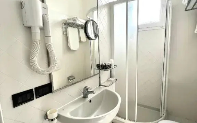 Hotel B&B Montecarlo