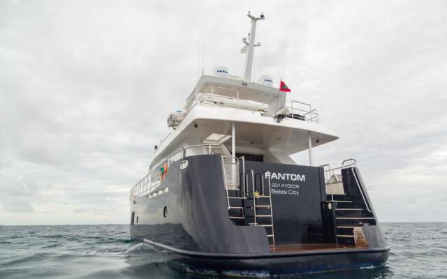 Fantom Luxury Yacht