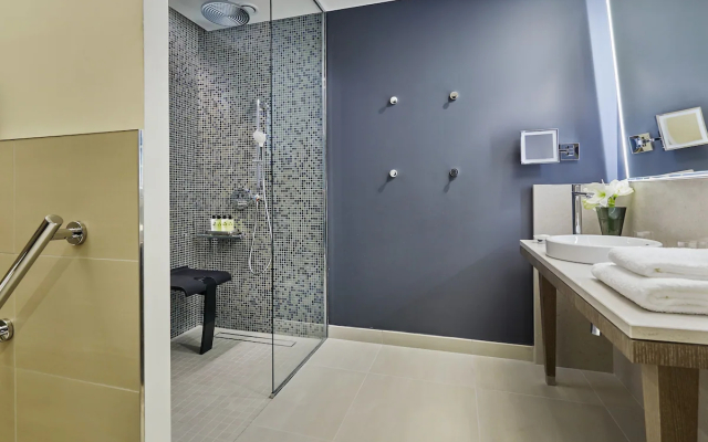 Intercontinental Lyon Hotel Dieu by IHG