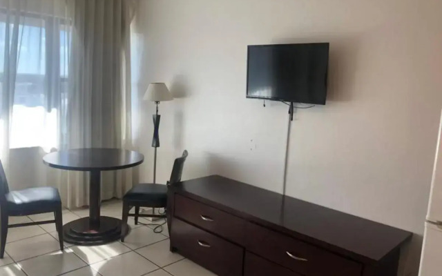 Ocean Front Casablanca Studios with FULL KITCHENS & Beach access By BL Rentals