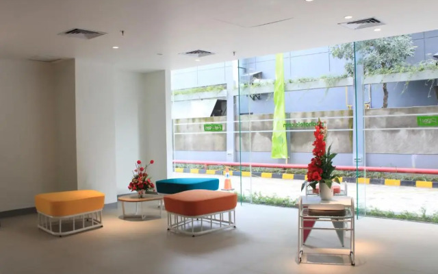POP! Hotel Solo