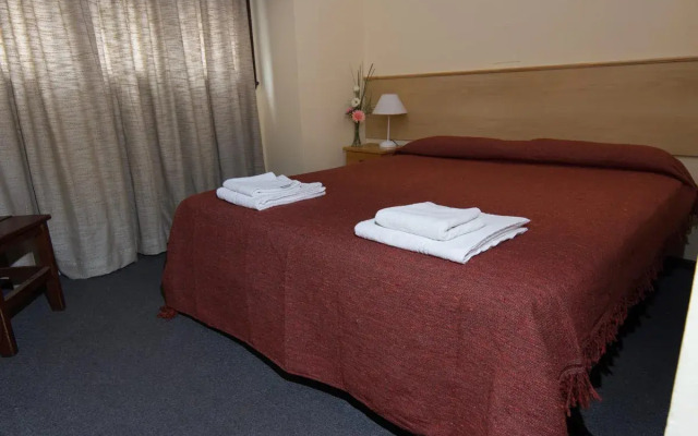 Hotel Mansilla