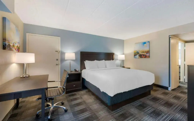 Best Western Plus Alexandria / Fort Belvoir
