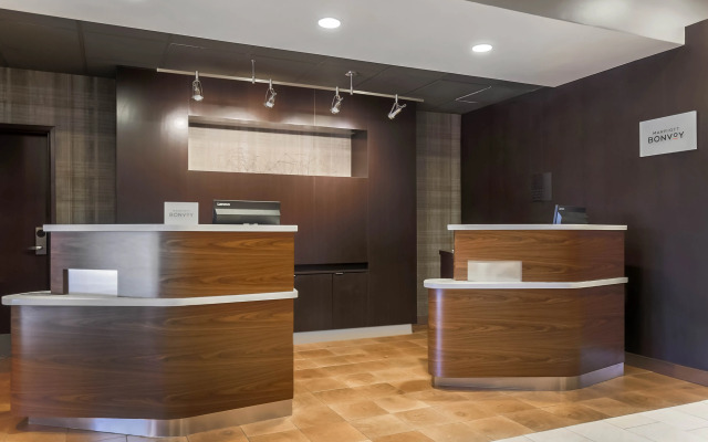 Courtyard by Marriott Tampa Brandon