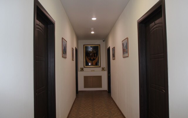 Hotel Bal
