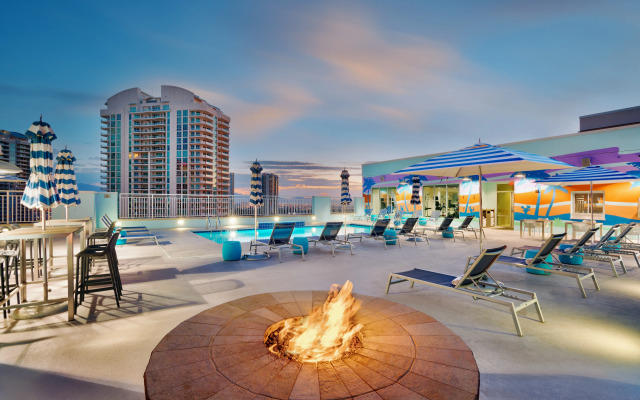 SpringHill Suites by Marriott Las Vegas Convention Center