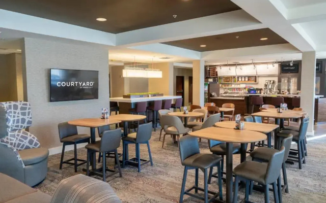 Courtyard by Marriott Cleveland Willoughby