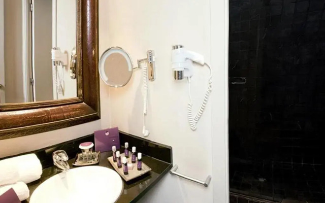 Chic&basic Habana Hoose Hotel