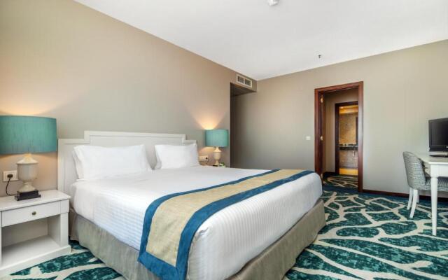Holiday Inn Porto Gaia by IHG