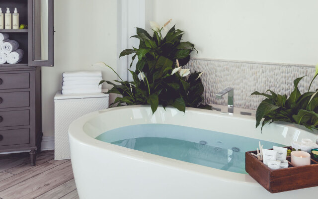 Pelican Grand Beach Resort - A Noble House Resort