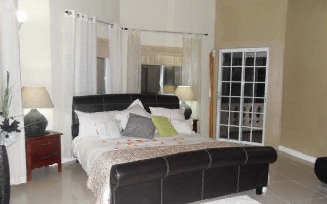5 Br Seaview Villa with Pool - Ocho Rios - PRJ 1255