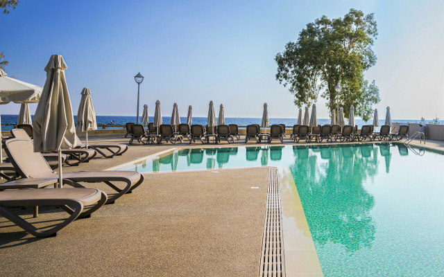 Harmony Bay Hotel