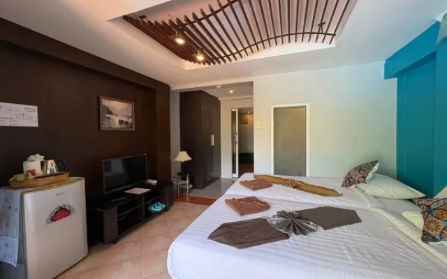 Porterhouse Beach Hotel