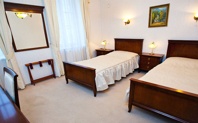 Lazensky Hotel Moskevsky Dvur