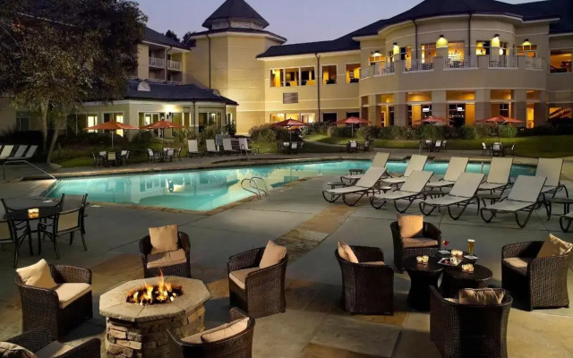 Atlanta Evergreen Lakeside Resort 