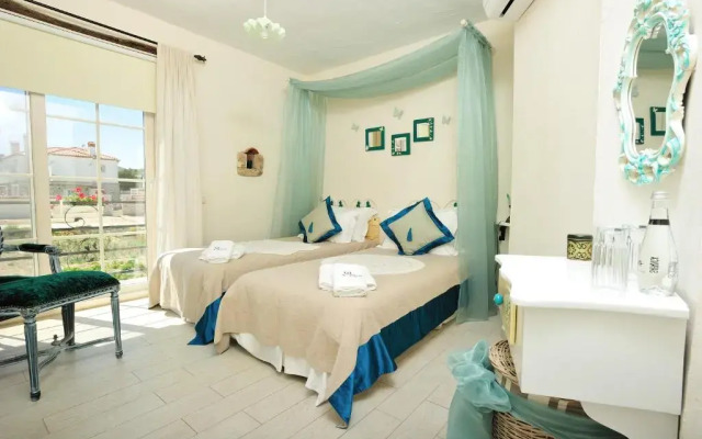 Alacati Min Otel