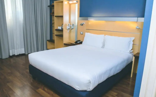 Holiday Inn Express Milan - Malpensa Airport by IHG